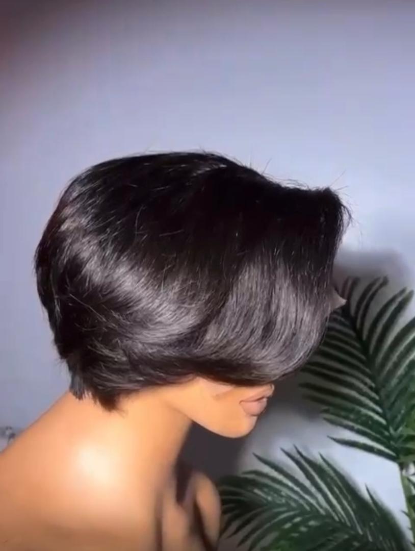 Tiwa's wig
