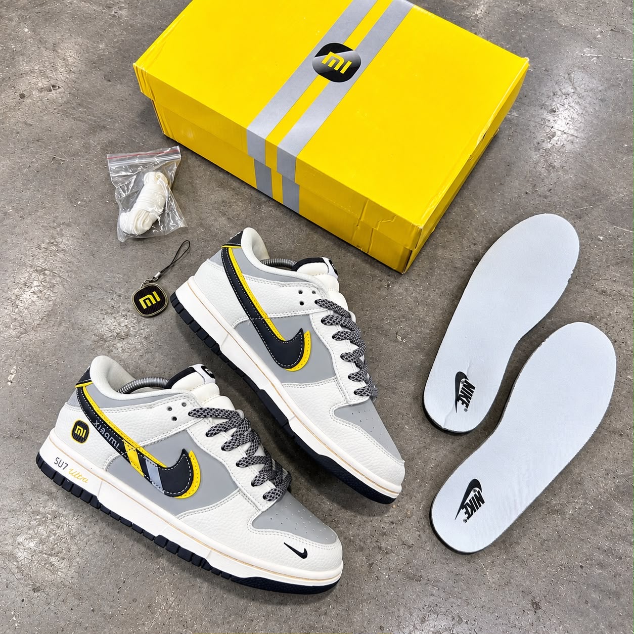 *NEW NIKE SB DUNK LOW x XIAOMI SU7 ULTRA EDITION*